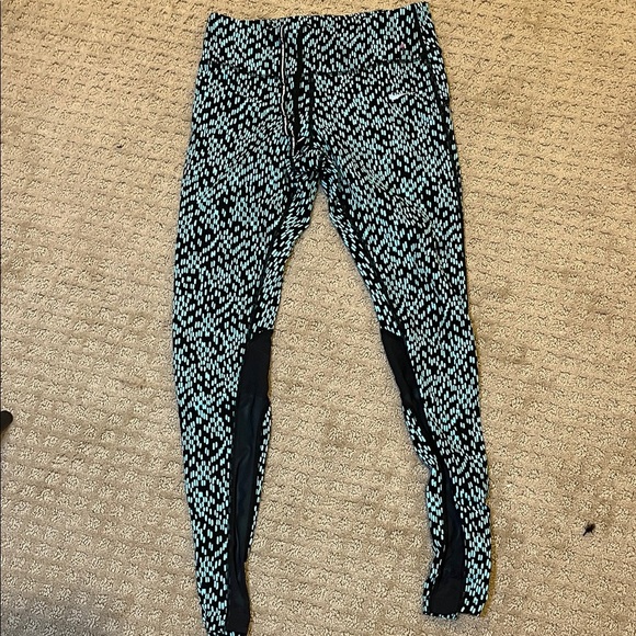 Nike Power Epic Lux Capri Legging Medium M Green Black Pant Tight Crop - Picture 2 of 2